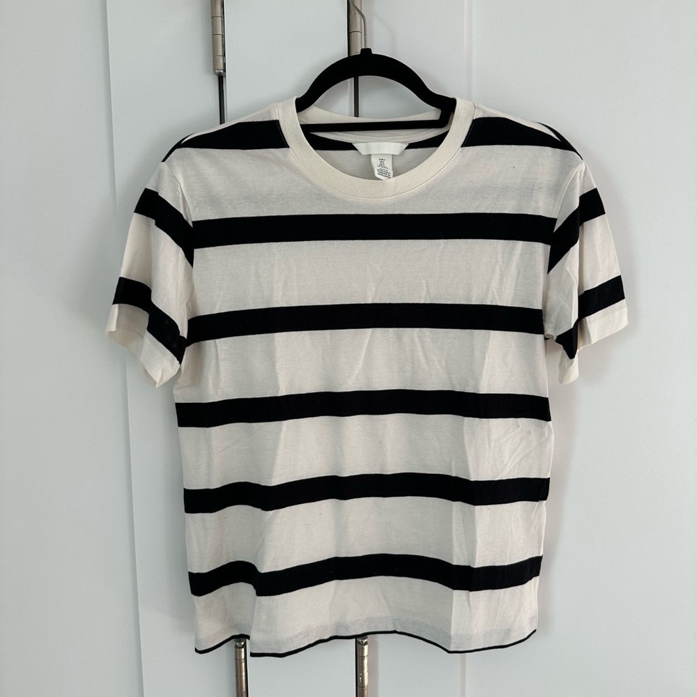H&M Cream and Black Tee